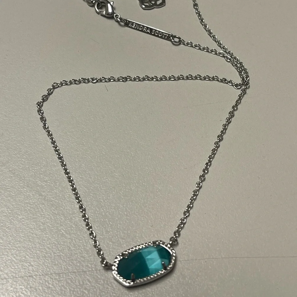 Kendra Scott Necklace - Picture 1 of 2